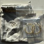 Kendra Scott Abbie Hoop Earrings in Gold Photo 4