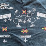 Gildan Activewear | The Darkness band, original tee. Size: M Photo 7