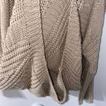 laura's boutique Knit Sweater Photo 4