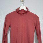 Lululemon Women 8 Pink Copper Clay Yin Vibes Turtleneck Shirt Ribbed Stretch Photo 2