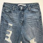 Tinseltown Hi Rise The Mom Jean Distressed Light Wash Raw Hem Jeans Size 13 Photo 3
