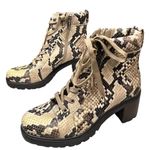 Vince Camuto Gaviana Boots Womens 7 Leather Snake Print Lace Up Modern Lug Sole Photo 1