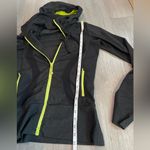 Lululemon Scuba Zip Up Hoodie Gray and Lime Green ~ Size 6 Photo 5