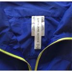 Lorna Jane Activewear high neck sports vest size medium colbalt blue yellow exce Photo 5