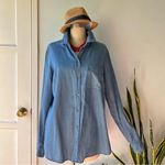 Old Navy • 100% Cotton Chambray Classic Shirt• size Large Tall Photo 1