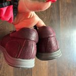 Aerosoles  Sing Along Suede Zip Top Shoes Maroon 8.5 Photo 4