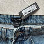 Pretty Little Thing denim jean shorts Photo 2