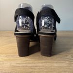 Vince Camuto ‎ Black Suede Cutout Block Heel Sandals 8.5W Peep Toe Slingback Photo 5