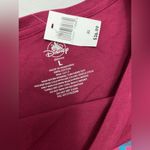 Disney ’s Women’s 2022 Food and Wine Festival T-Shirt Photo 8
