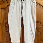 Beverly Hills Polo Club white sweatpants with elastic waistband #sweatpants Photo 0