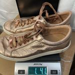 UGG  MILO‎ METALLIC ROSE GOLD size 7.5 Photo 9