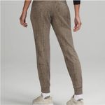 Lululemon Warm Down Jogger Sweatpants Thread Dye Gray Rover Size 6 Photo 1