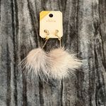 chic Gold and White Fur Earrings Photo 0
