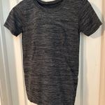 Lululemon  short sleeved shirt Photo 0