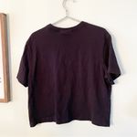 Nike Size Large Cropped Short Sleeve Silver Swoosh Athletic Short Sleeve T-shirt Photo 5