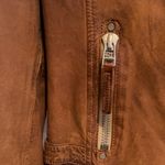 Mauritius  leather jacket Photo 2