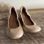 Elorie Genuine Leather Flats Shoes Gold Shimmer Women’s Size 6.5 Office Wear Photo 6