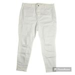 American Eagle  White Super Stretch Jeans Photo 0