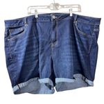 Lane Bryant  Mid-rise Essential Stretch Denim Shorts Size 28 Photo 1