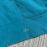 Alo Yoga  Top Photo 3