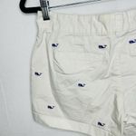 Vineyard Vines  Womens Sz 2 (28 x 3.5) Shorts White Blue Embroidered Whales Photo 5