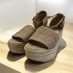 Marc Jacobs Marc Fisher Varin  Suede Espadrille Wedge Sandal‎ Women's Size 8.5 Beige Photo 13