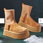 UGG  Chestnut Dipper Boots 9 Photo 4