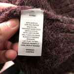 Abound 🔥5 for $25 sale🔥  burgundy NWT fuzzy furry v neck sweater Photo 7