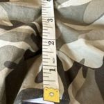 Vintage Y2k Green Camo Roll Tab Bermuda Shorts size Juniors 7 Size M Photo 10