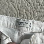 Abercrombie and Fitch 90s Straight Ultra High Rise Distressed White jeans sz 10 Photo 2