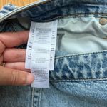 Good American  Women's Girlfriend Denim Shorts Size 20 Blue Jean GGS235T Raw Hem Photo 3