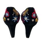 GUNMETAL Embroidered Floral Suede Heels Size 8 Red Photo 6