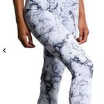 Onzie  Black & White Marble Print High Rise Capri Leggings Photo 0