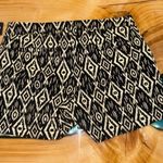 Old Navy Black and White High Waist Geometric Shorts Photo 2