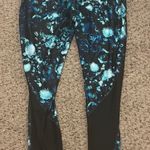 Nike Womens cute  leggings-size Large Photo 9