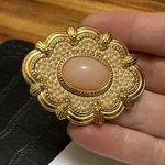 Avon Brooch Pin Pink Cabachon Center Gold Tone “Victorian Spring” Photo 0