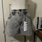 FRAYED Jeans Women's Super High Rise Front Zip Denim Short Standard Size 28 NWT Gray Photo 7