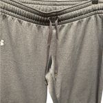 Under Armour  Women’s Semi Fitted Gray Sweatpants Size Large Photo 2