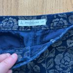 Abercrombie & Fitch Abercrombie Navy Blue Corduroy Shorts Metallic Gold Floral Chino Size 8 Low Rise Photo 2