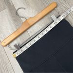 Athleta Workout Shorts salutation stash pocket 5" womens Black (xsmall) workout Photo 2