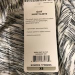 Saucony  Womens Gait Short Sleeve Top V Neck Heathered Black White Size XS Photo 4