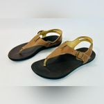 OluKai 'Eheu Thong Sandal in Kona Coffee Brown Leather size 6 Tan Photo 3