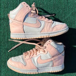 Nike Wmns Dunk High 'Crimson Tint' Women’s Size 7.5 Photo 0