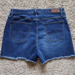 Wrangler Denim Shorts Frayed Hem Dark Wash Casual Summer Size 34 Photo 1