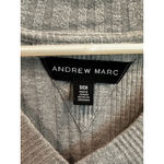 Andrew Marc Women's Gray Ribbed V-Neck Sweater S Photo 2