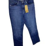 Levi's NWT Classic Straight Jeans 10 Short Denim Med Wash Sculpting High Rise Photo 0