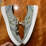 New Balance 628 Court Lifestyle Sneakers Womens 10 Gray White Photo 3