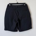 Tommy Bahama  Active Shorts Womens Bermuda Nylon Stretch Pockets Golf SZ S Photo 1