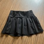Pretty Little Thing Size 6 Black Pleated Mini Skirt Photo 2