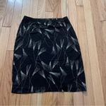 Ann Taylor  Sz XS Black & Cream Rayon Pullover Skirt--Above the Knee Photo 5